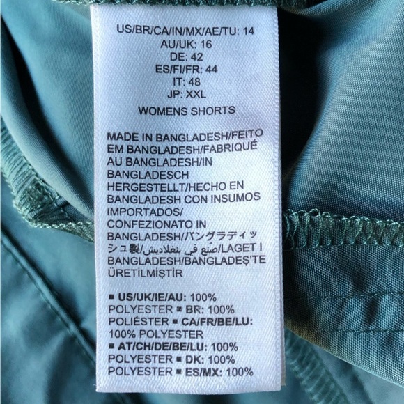 Amazon Essentials Sage Green Shorts Size 14 - Picture 7 of 8